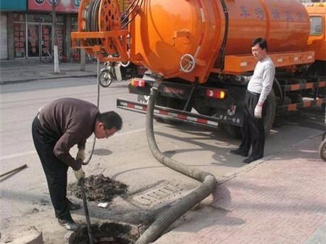 亭湖清掏化粪池，健康生活从这里开始
